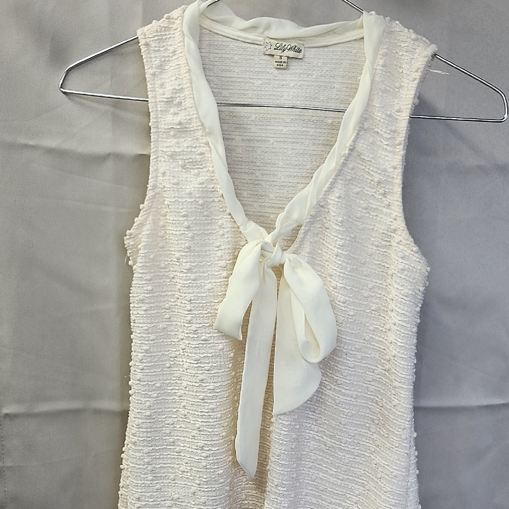 Women's Lace Ruffle Tank Blouse. Size Sm.